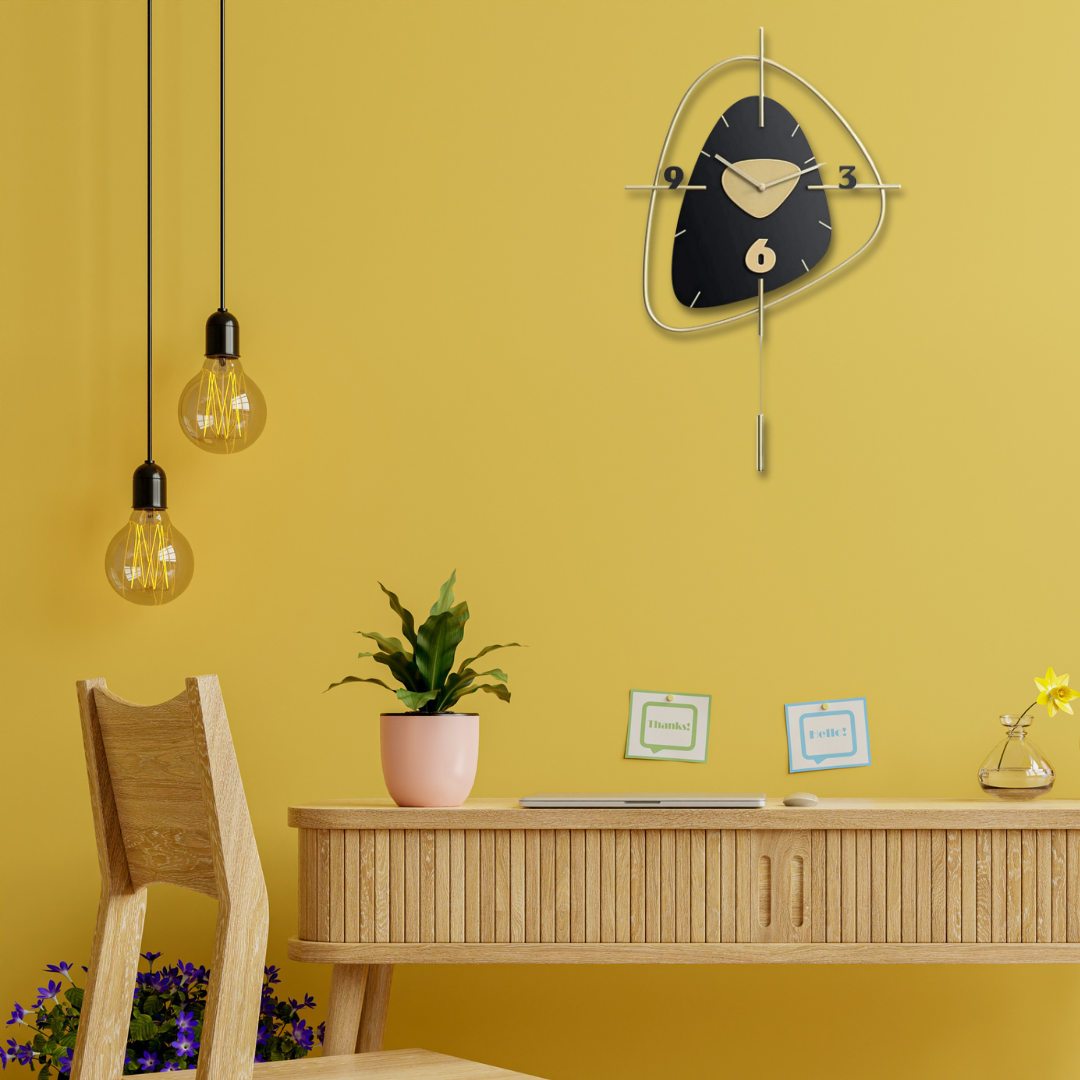 Luxury Asymmetrical Metal Wall Clock – Modern Artistic Décor