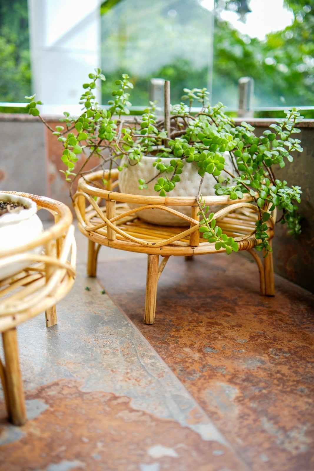 Rattan Round Handmade Plant Stand – Elevated Indoor & Outdoor Pot Holder
