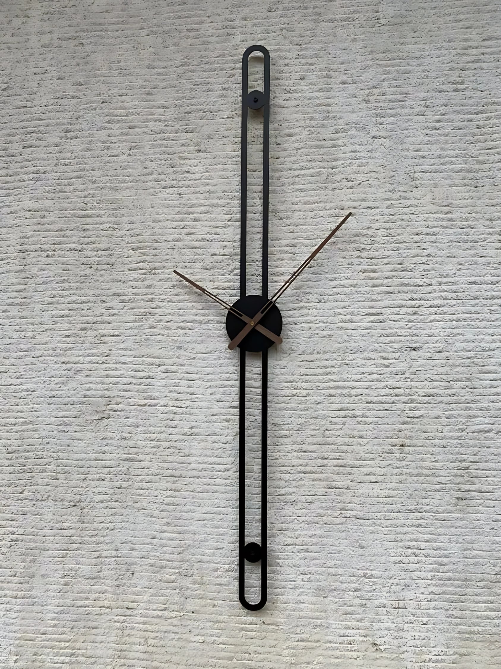 Sleek Modern Wall Clock Redefining Minimalist Elegance Stylish Decor