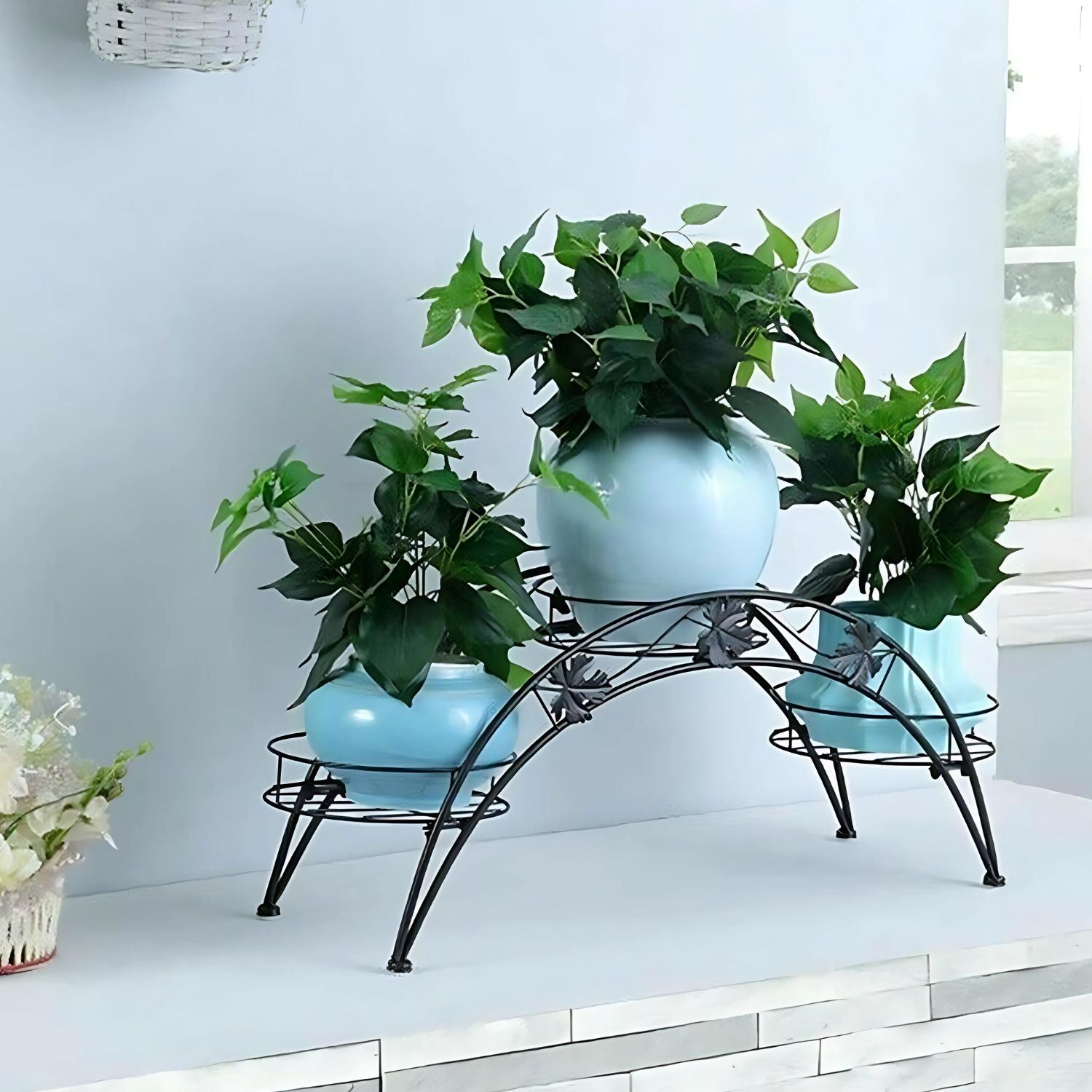Modern Multi-Tier Metal Plant Stand For Indoor & Outdoor Decor - 3 Pot Holder