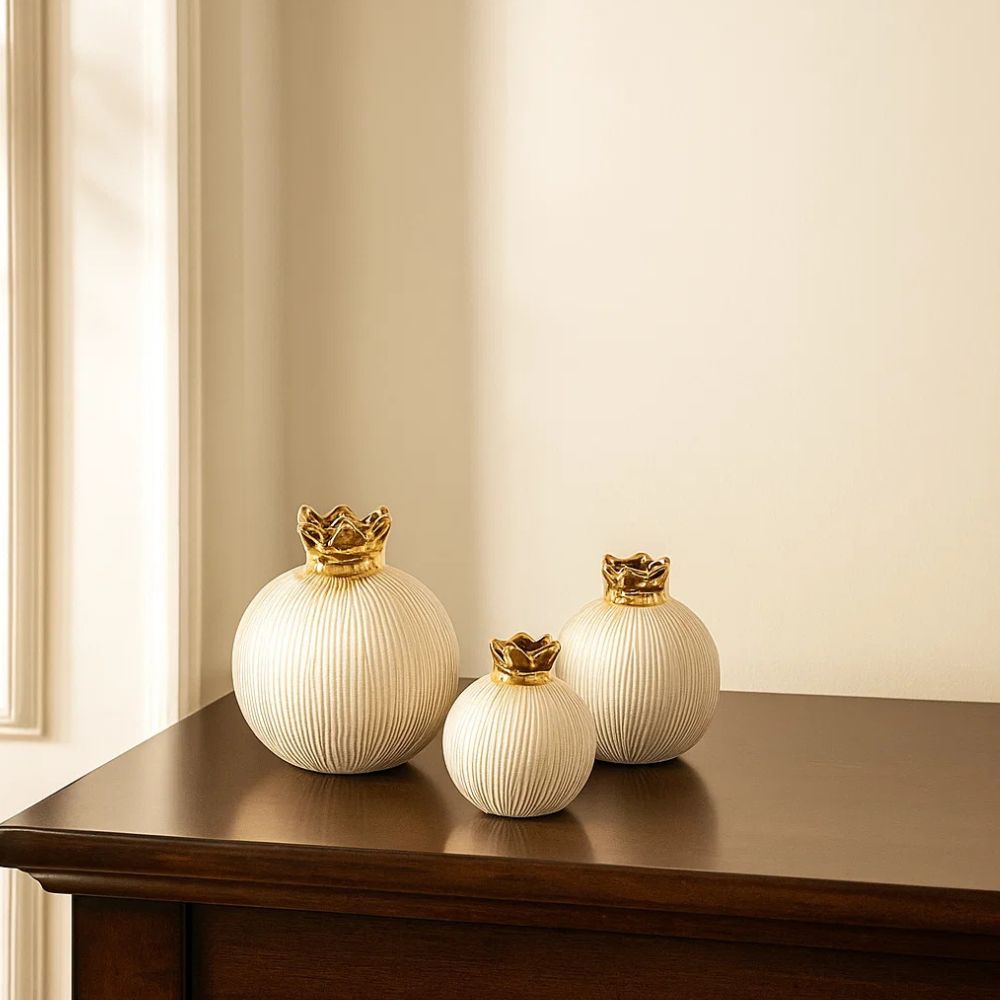 Elegant Pomegranate Jewel Vase Set With Silver & Red Golden Crown Accents