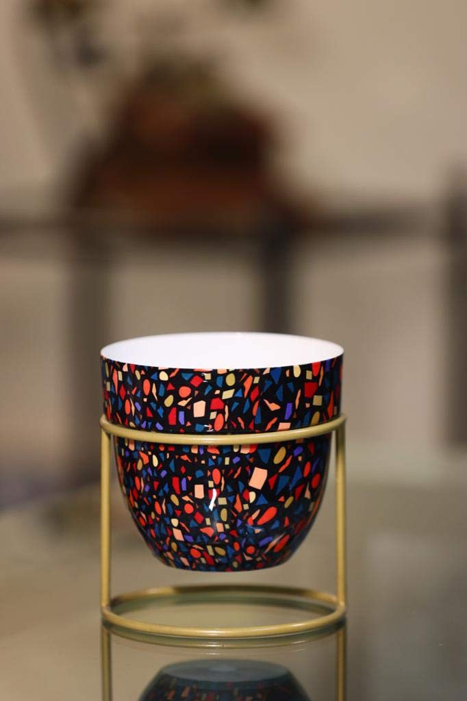 Chic Planter with Gold Stand – Stylish Home Accent