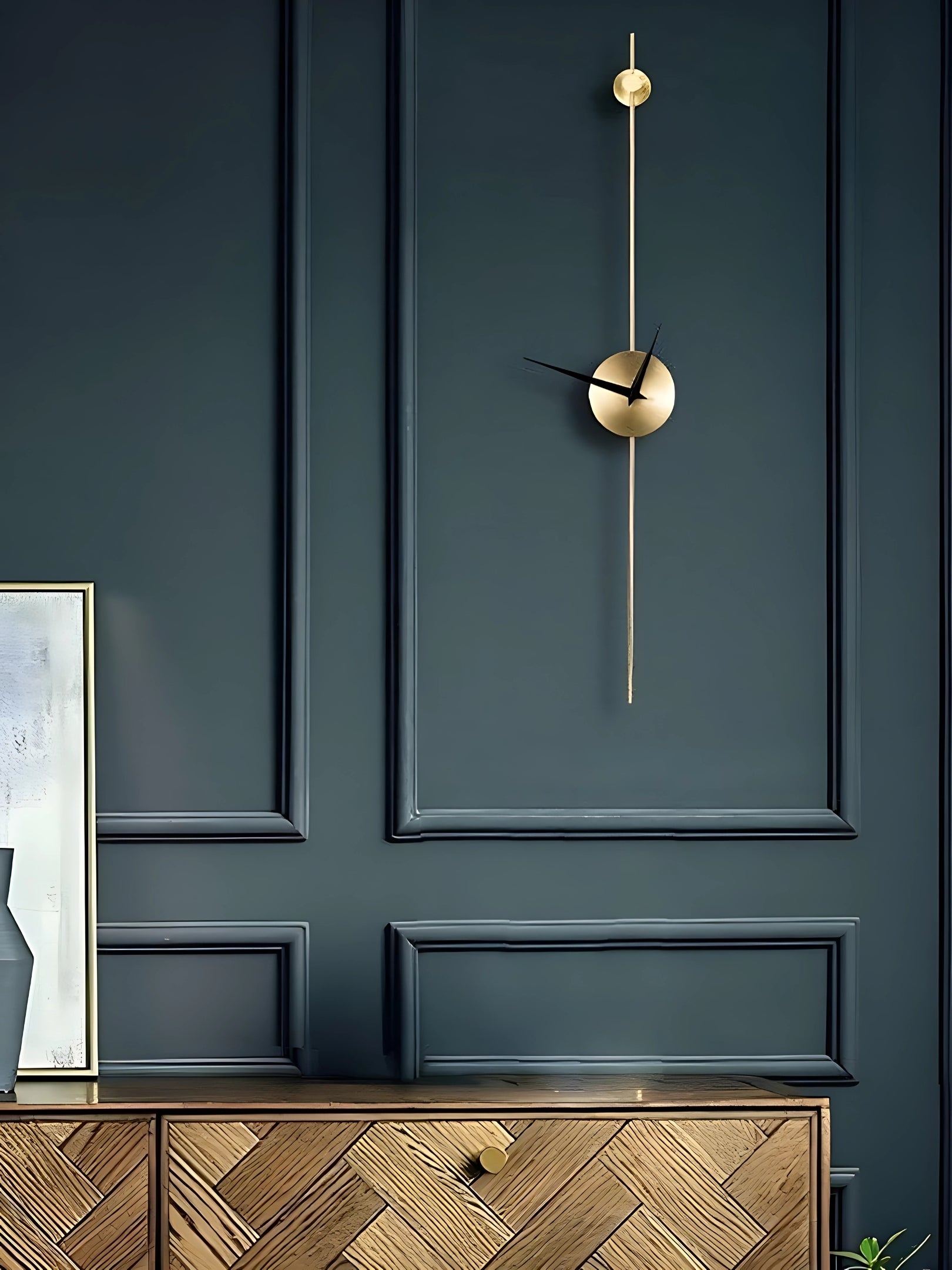 Minimal Golden Iron Wall Clock Elevating Luxury Interiors