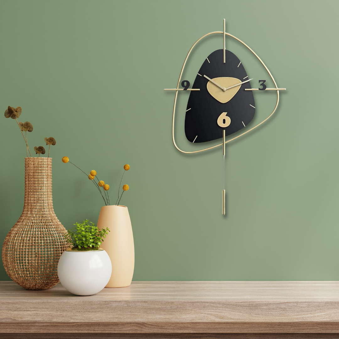 Luxury Asymmetrical Metal Wall Clock – Modern Artistic Décor