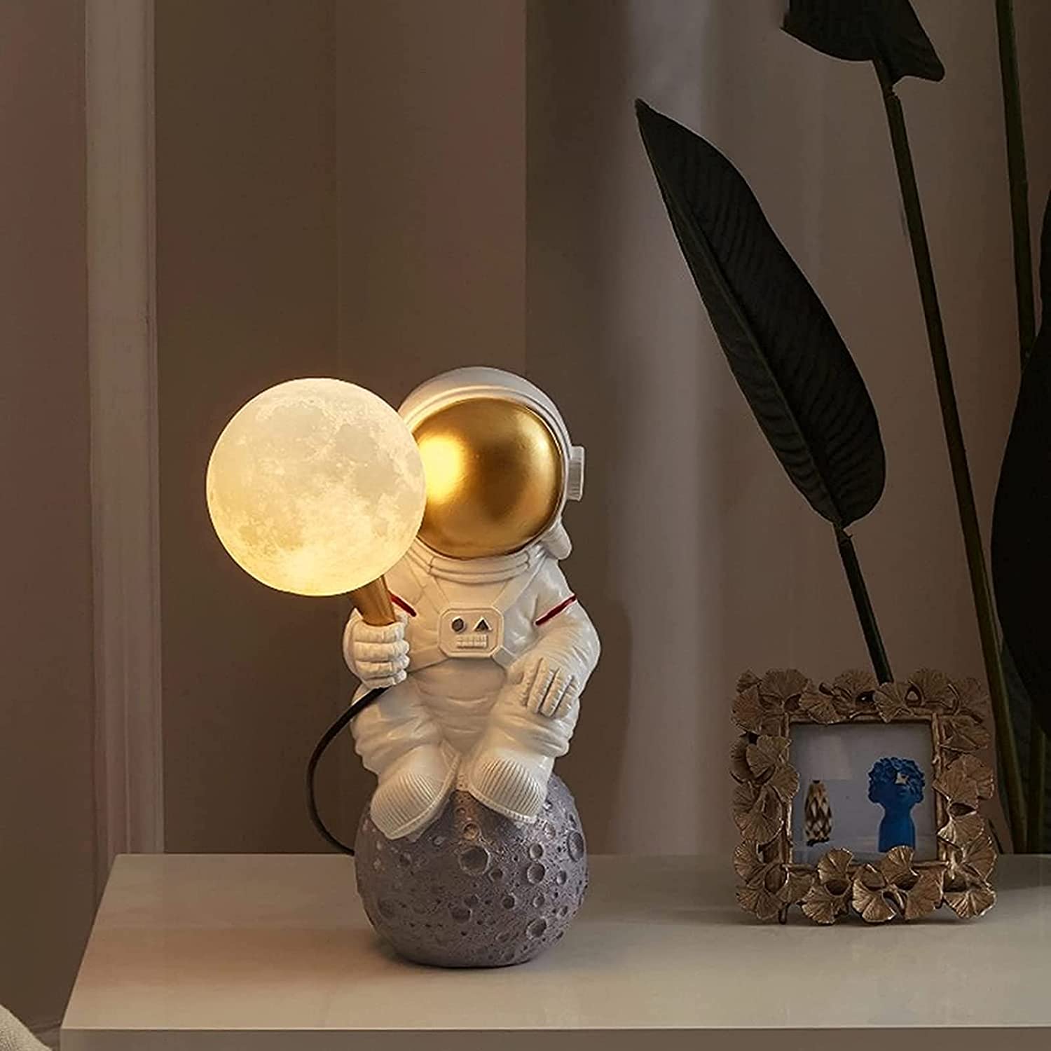 Cosmic Glow: Astronaut LED Table Lamp-8002-A/B