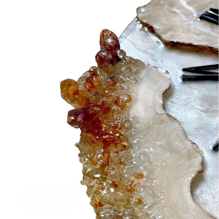 Brown Wall Clock with Natural Stone Sculpture – White & Brown Agate - Nestern