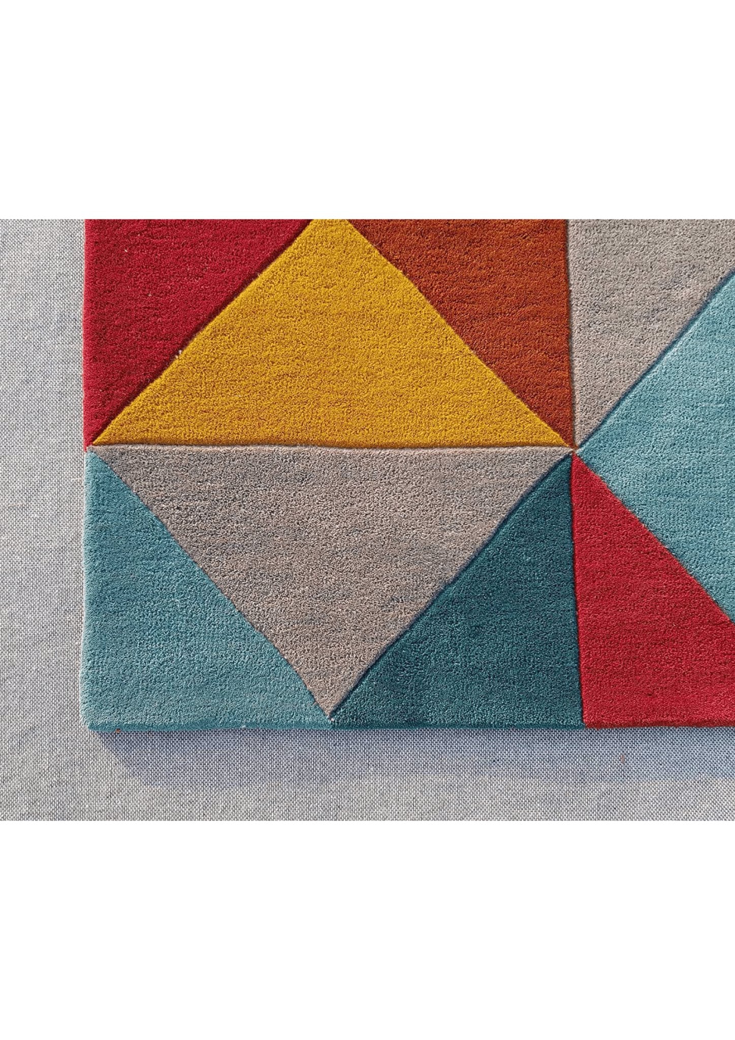 Chromatic Fusion Geometric Rug - Nestern