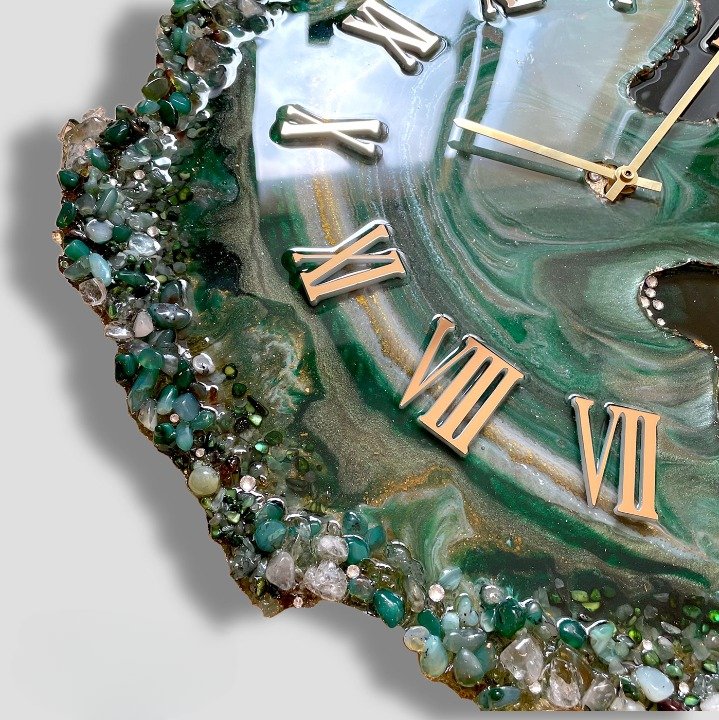 Green and Black Agate Wall Clock with Crystal Accents and Roman Numerals - Nestern