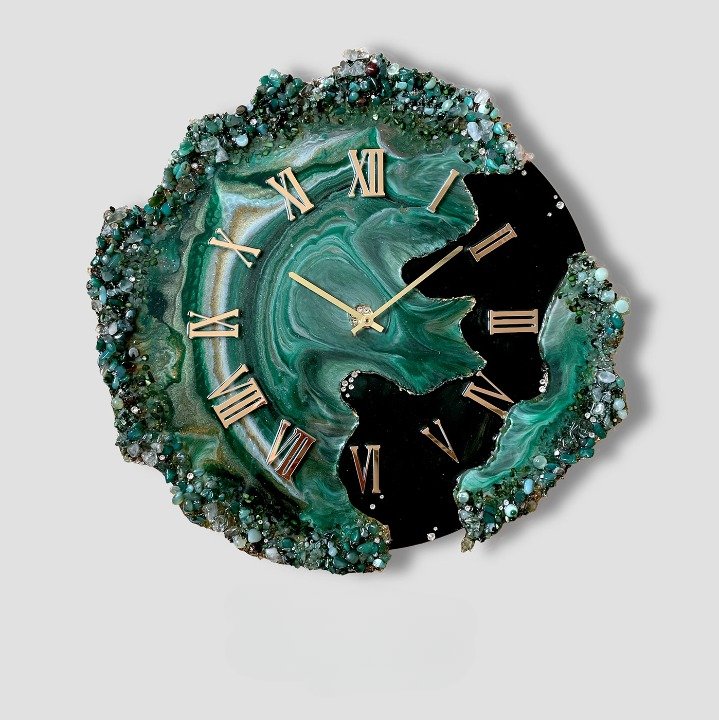 Green and Black Agate Wall Clock with Crystal Accents and Roman Numerals - Nestern
