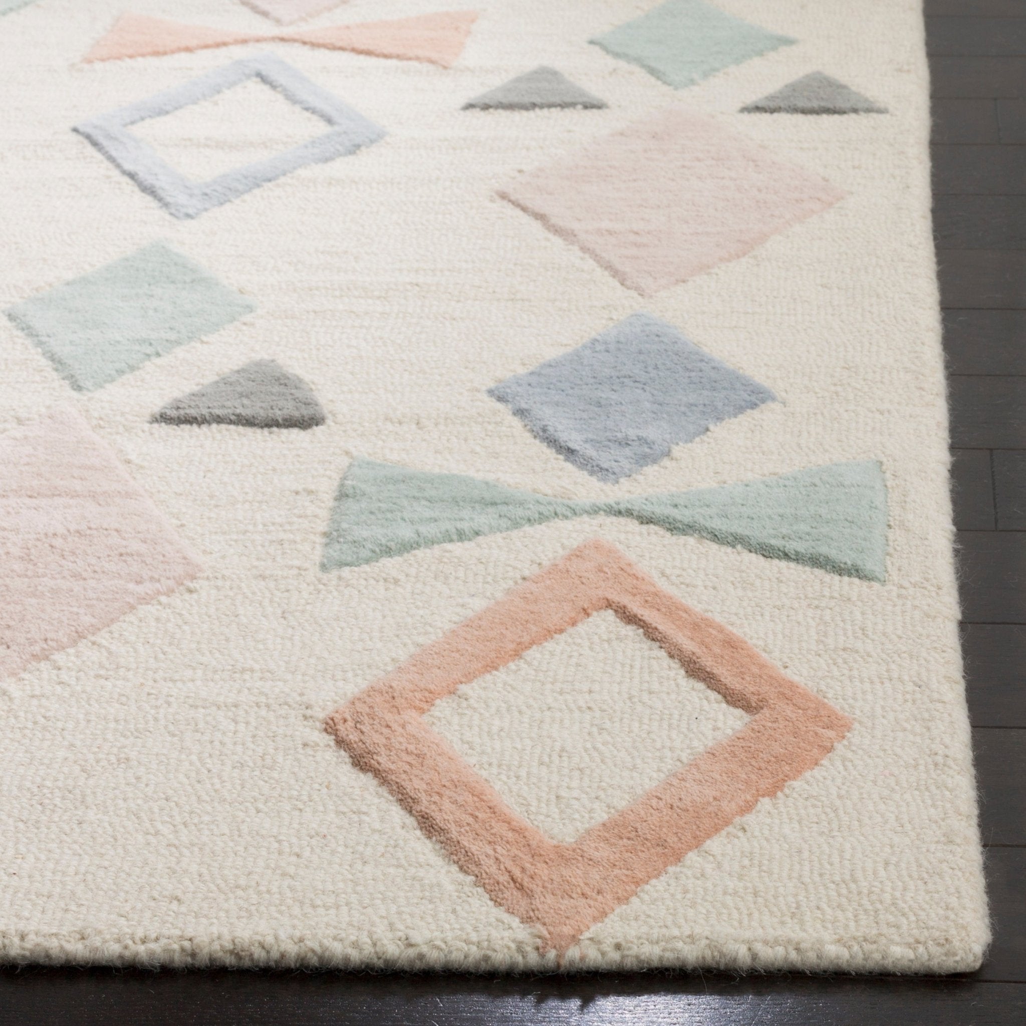 Pastel Geometric Elegance Plush Area Rug - Nestern