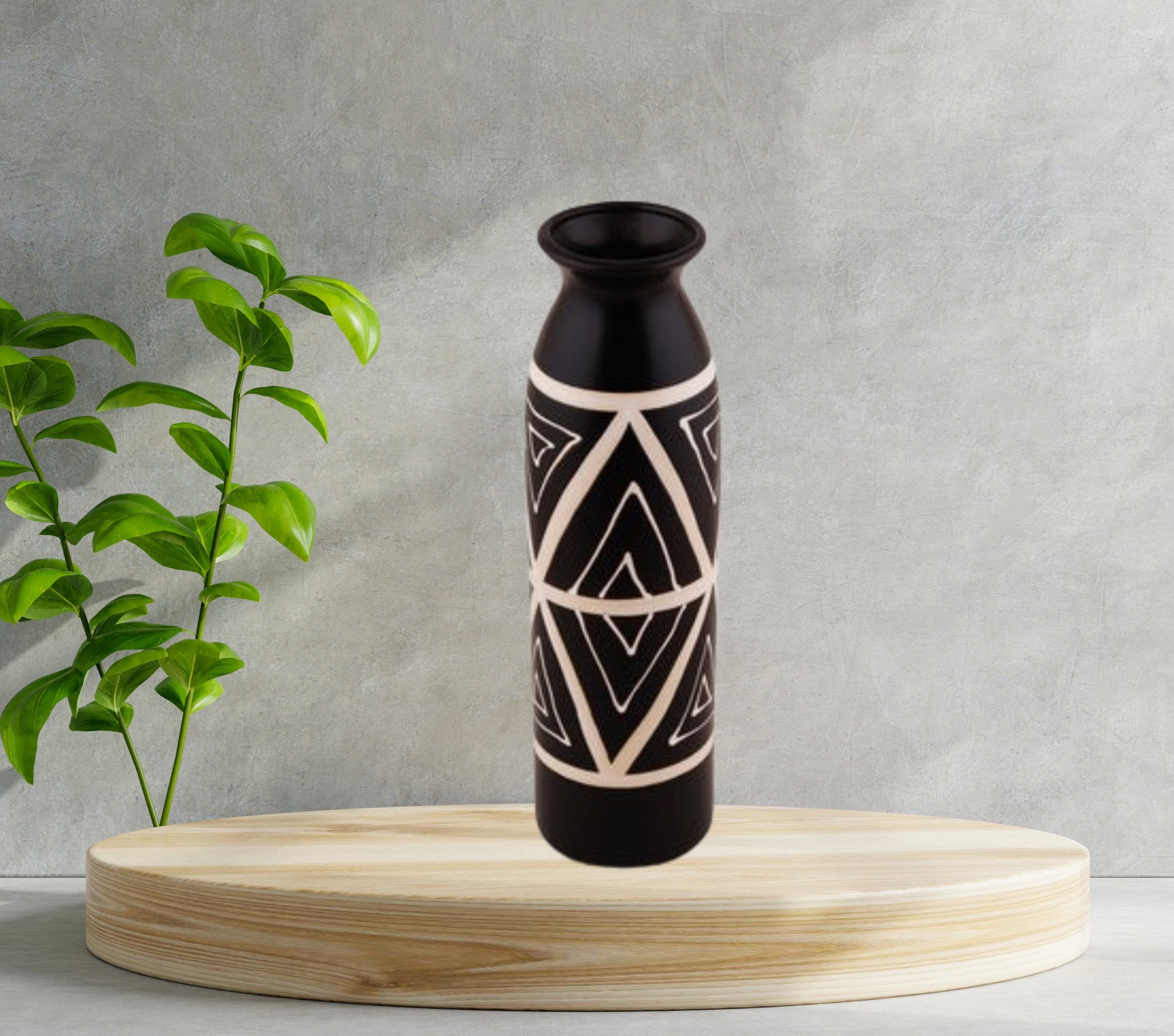 Sleek Bold Black Decoartive Table Vase - Nestern