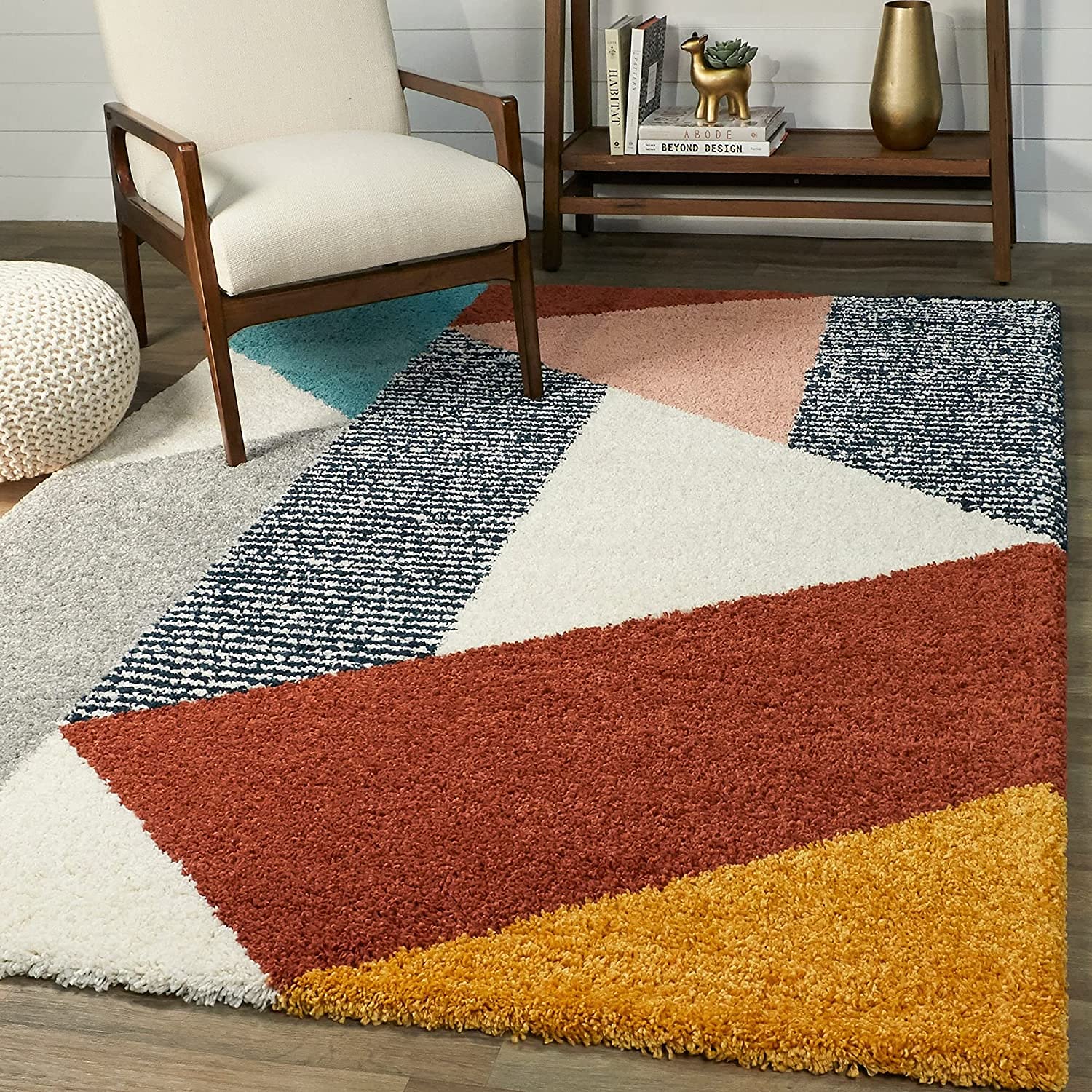 Striking Multicolored Geometric Area Rug - Nestern