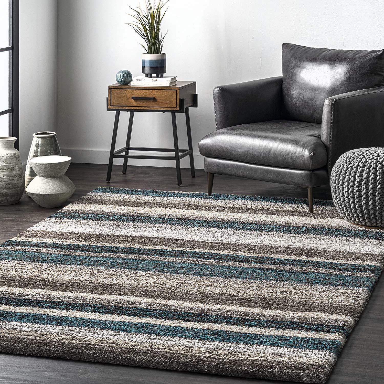 Striped Elegance Area Rug - Nestern