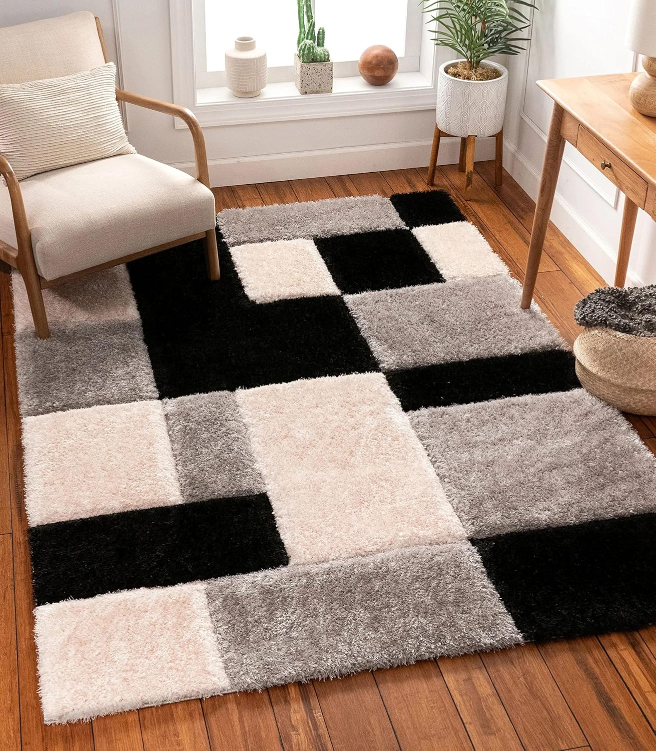 Urban Chic Geometric Rug - Nestern