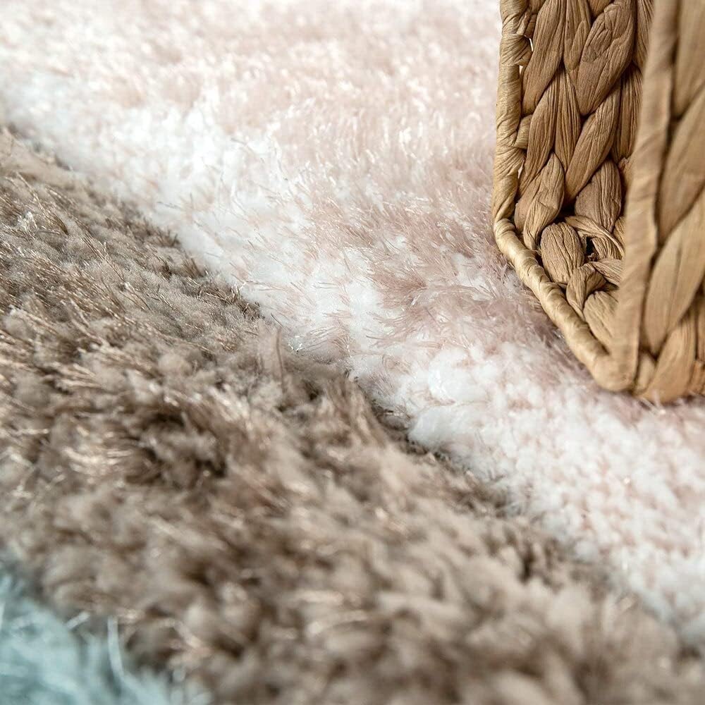 Versatile Pattern Area Rug - Nestern