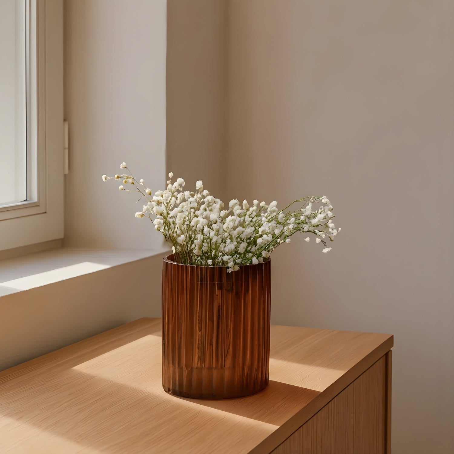 Elegant Amber Desert Dream Ribbed Glass Decorative Flower Vase