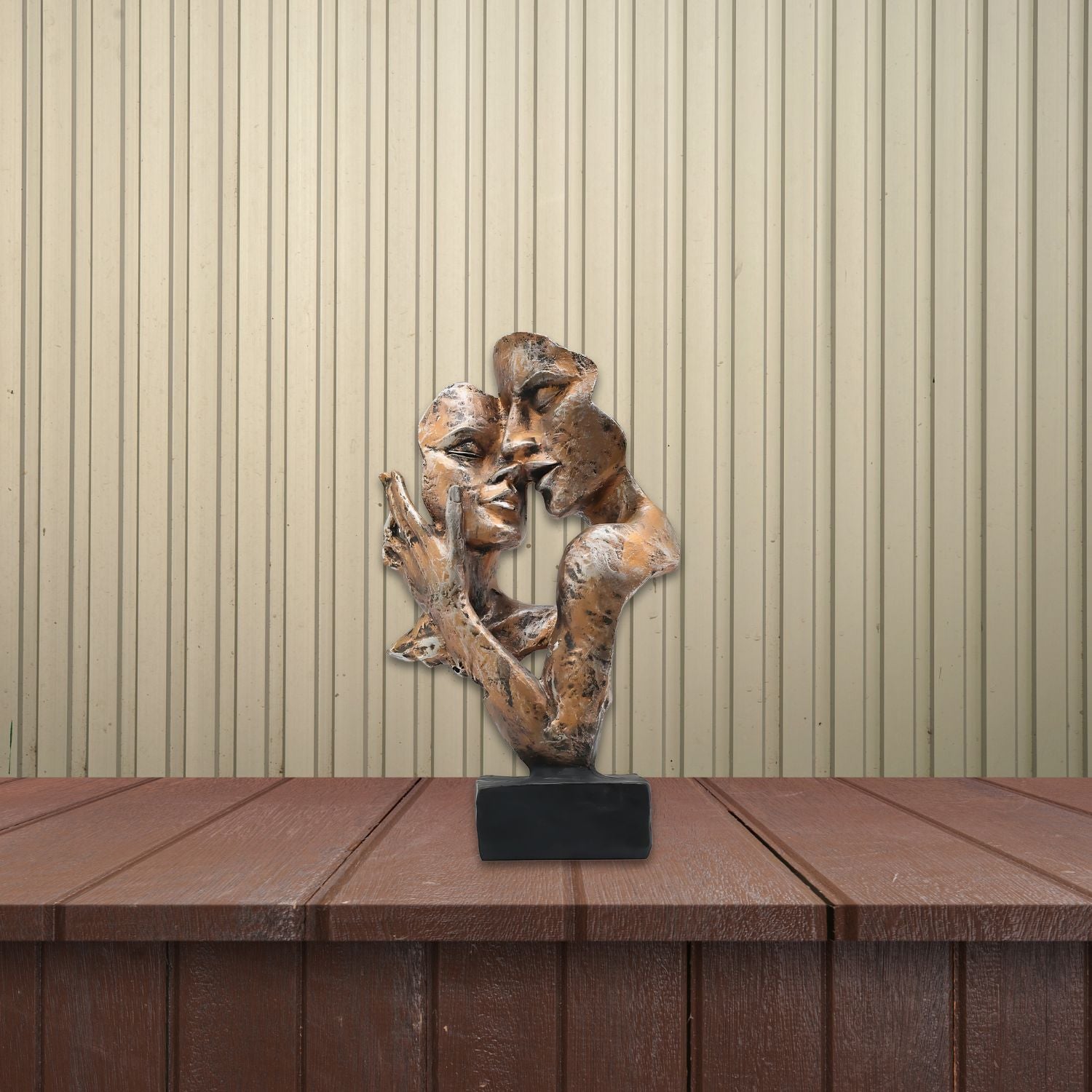 Abstract Romantic Couple Embracing Sculpture For Modern Home Decor Accent