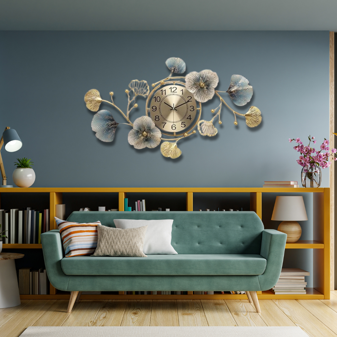 Luxury Floral Metal Wall Clock – Elegant Decorative Timepiece