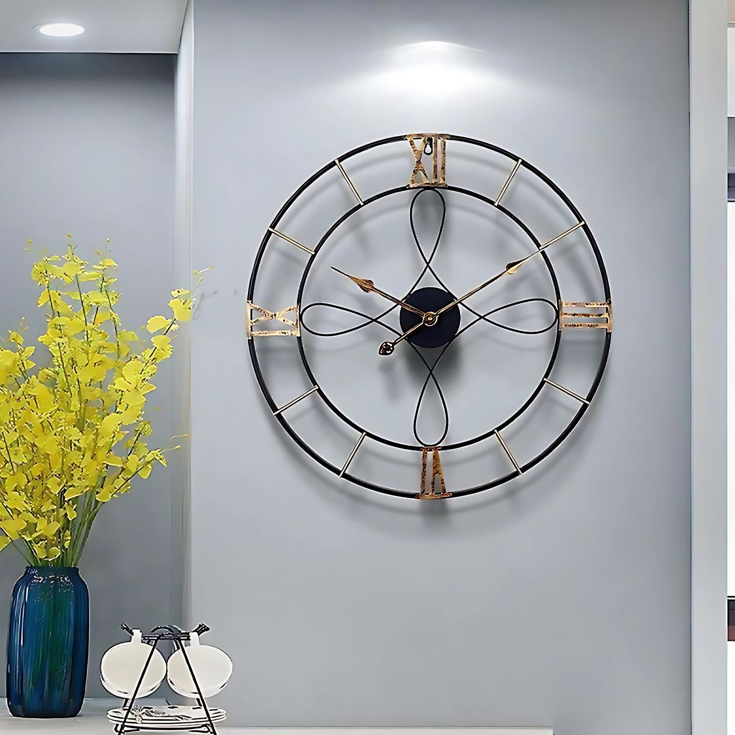 Dasharia Designer Metal Wall Clock Enhancing Modern Decor