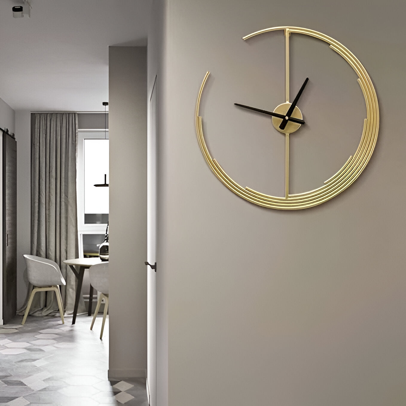 Elegant Minimalist Gold Wall Clock – Modern Decorative Timepiece