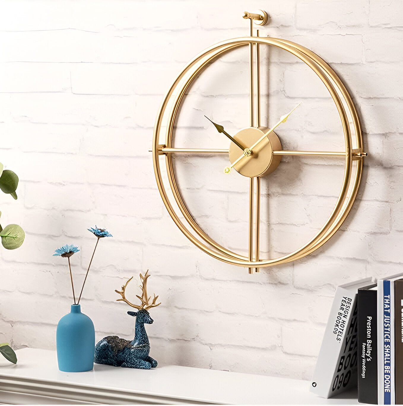 Luxury Gold Hanging Wall Clock – Modern Minimalist Design