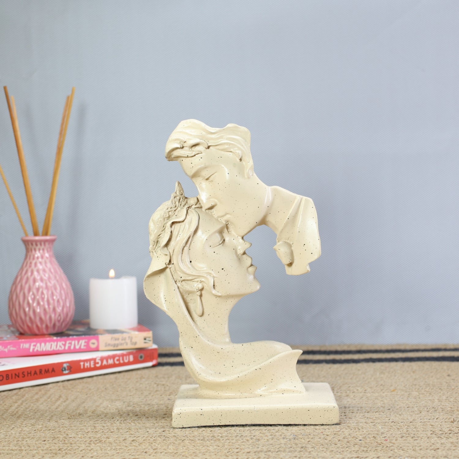 Abstract Romantic Couple White Sculpture For Modern Home Decor Accent