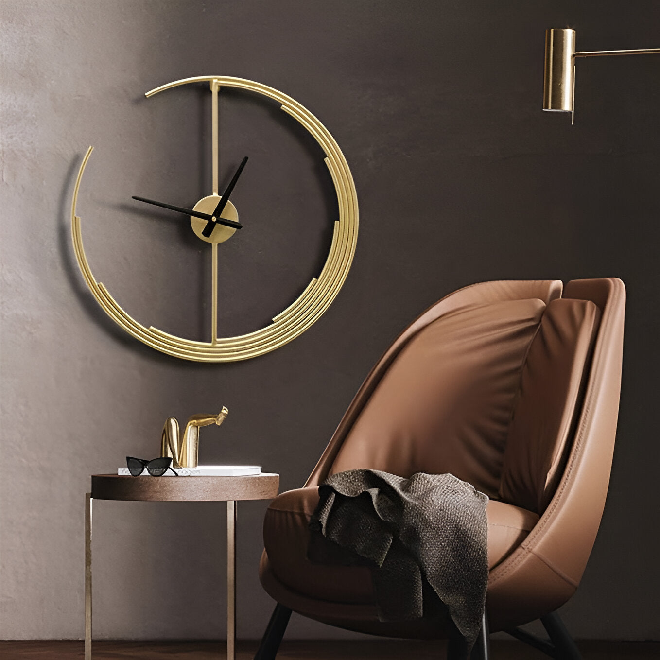 Elegant Minimalist Gold Wall Clock – Modern Decorative Timepiece