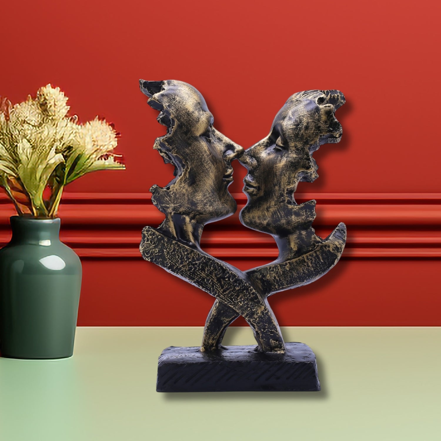 Abstract Romantic Couple Sculpture For Home Office & Table Decor