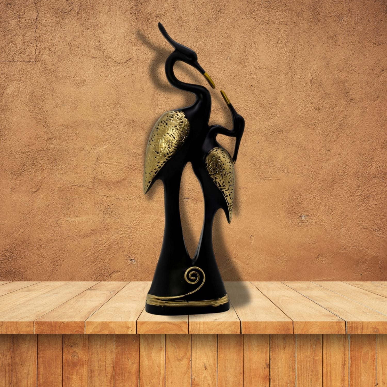 Graceful Crane Decor With Gold Detailing For Elegant Spaces
