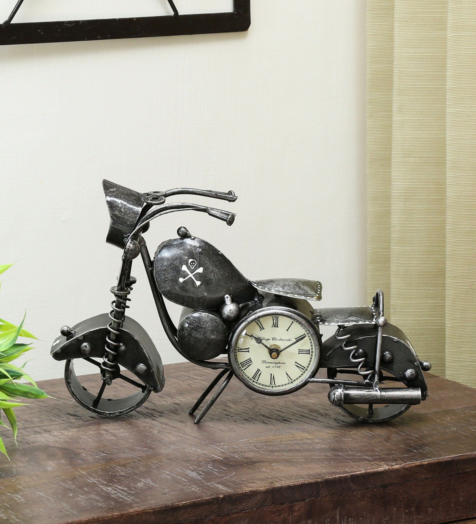 Antique Metal Biker Table Clock - Nestern