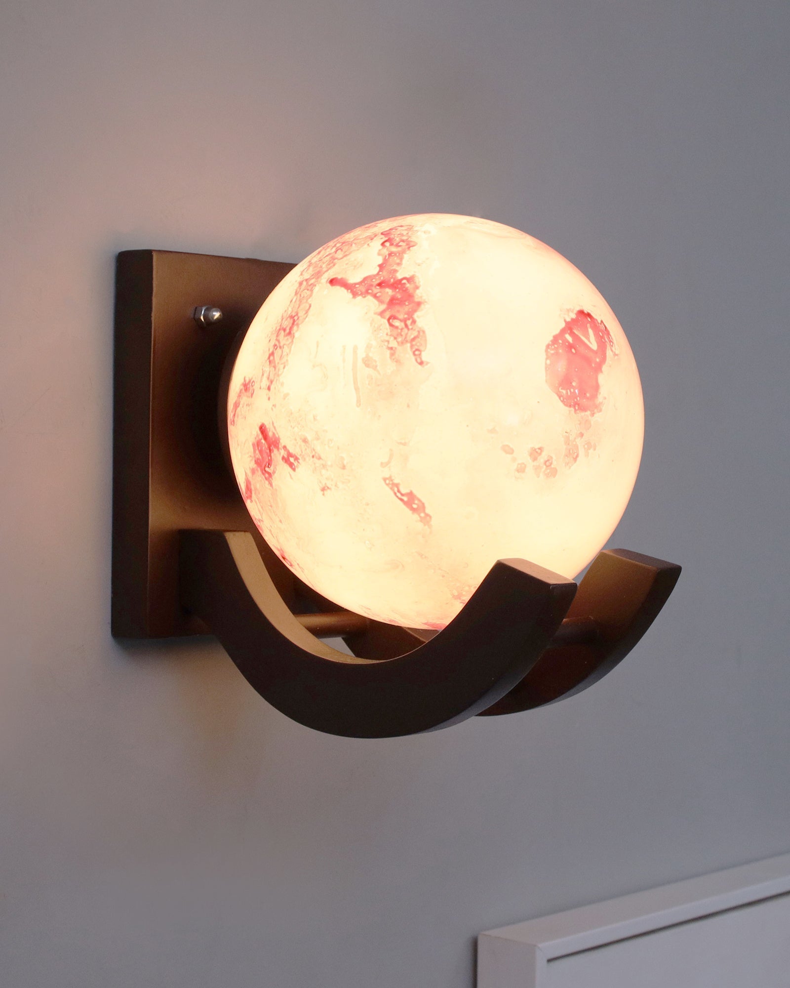 Marbled Spherical Wall Lamp - Nestern