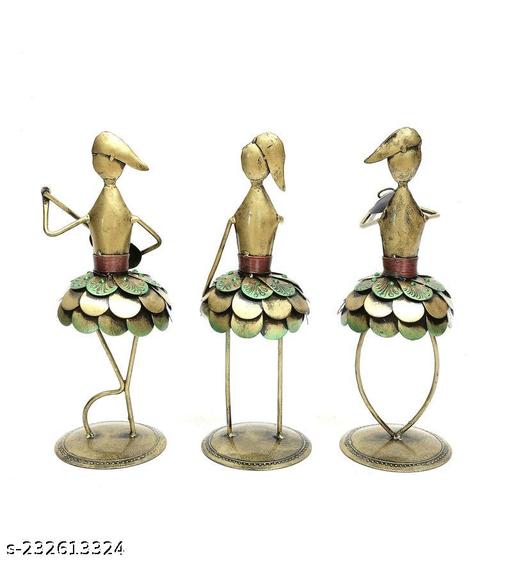Melodic Trio: Harmonious Elegance - Nestern