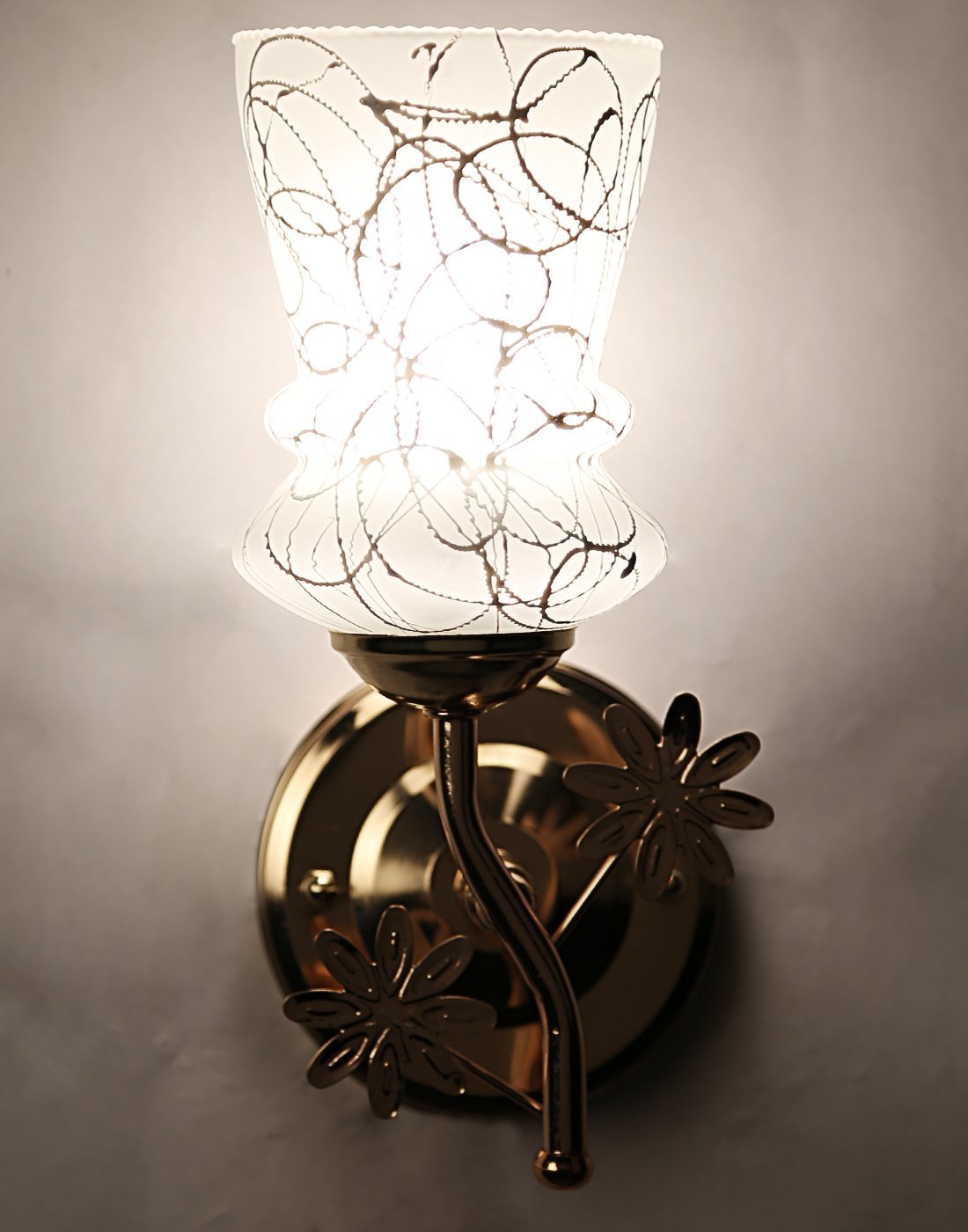 Ornate Floral Cut-Out Wall Lamp - Nestern