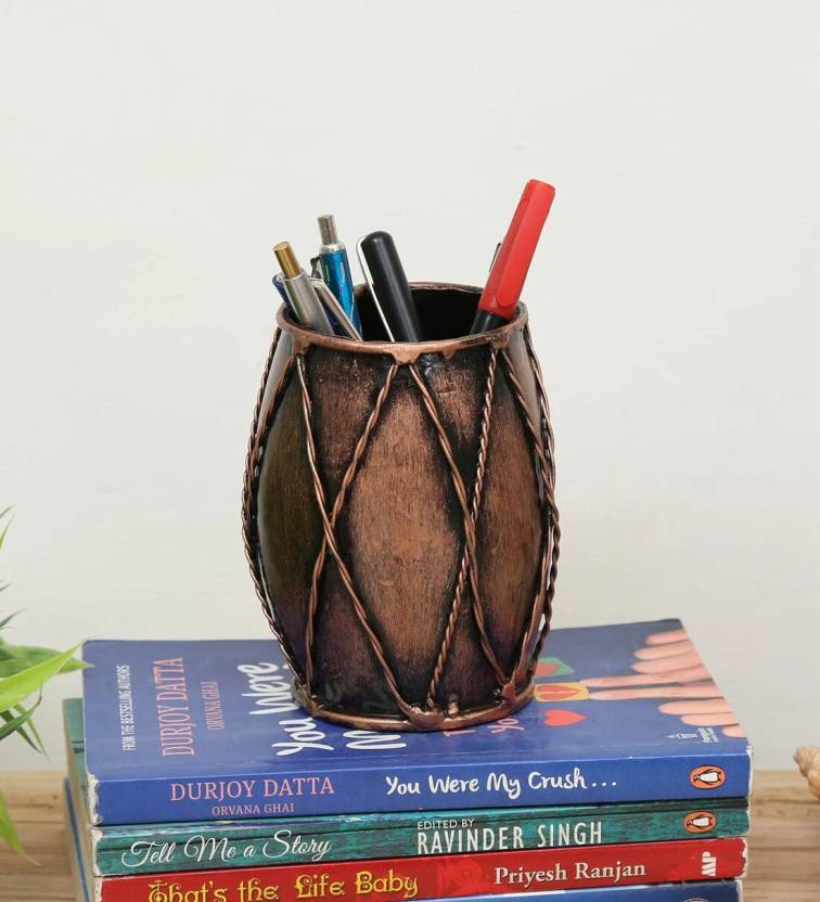 Pen Holder: Classic Desk Organizer - Nestern