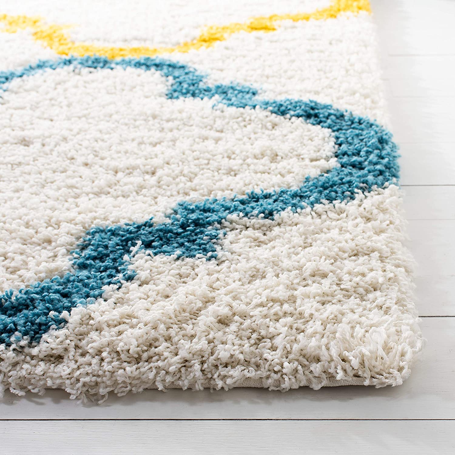Rings Area Rug - Nestern