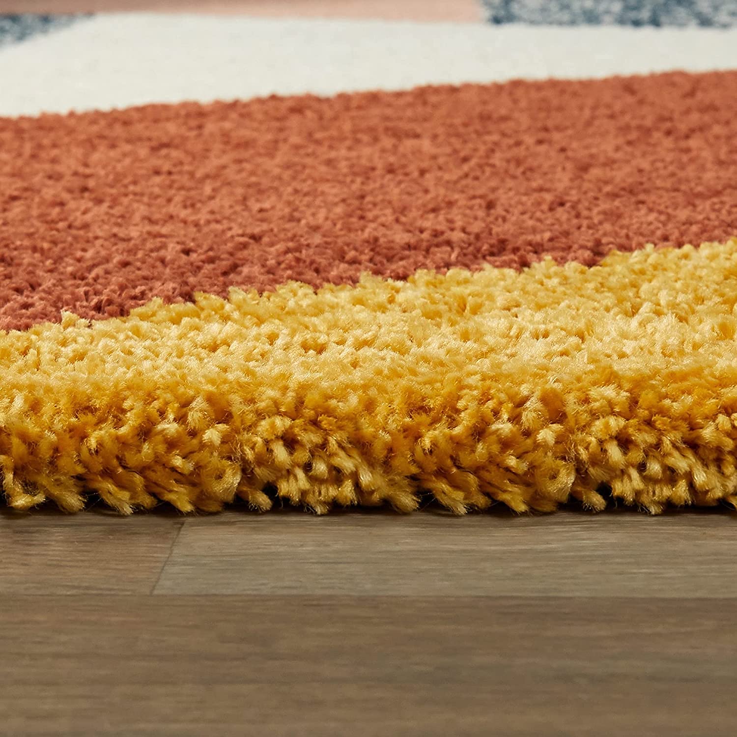 Striking Multicolored Geometric Area Rug - Nestern