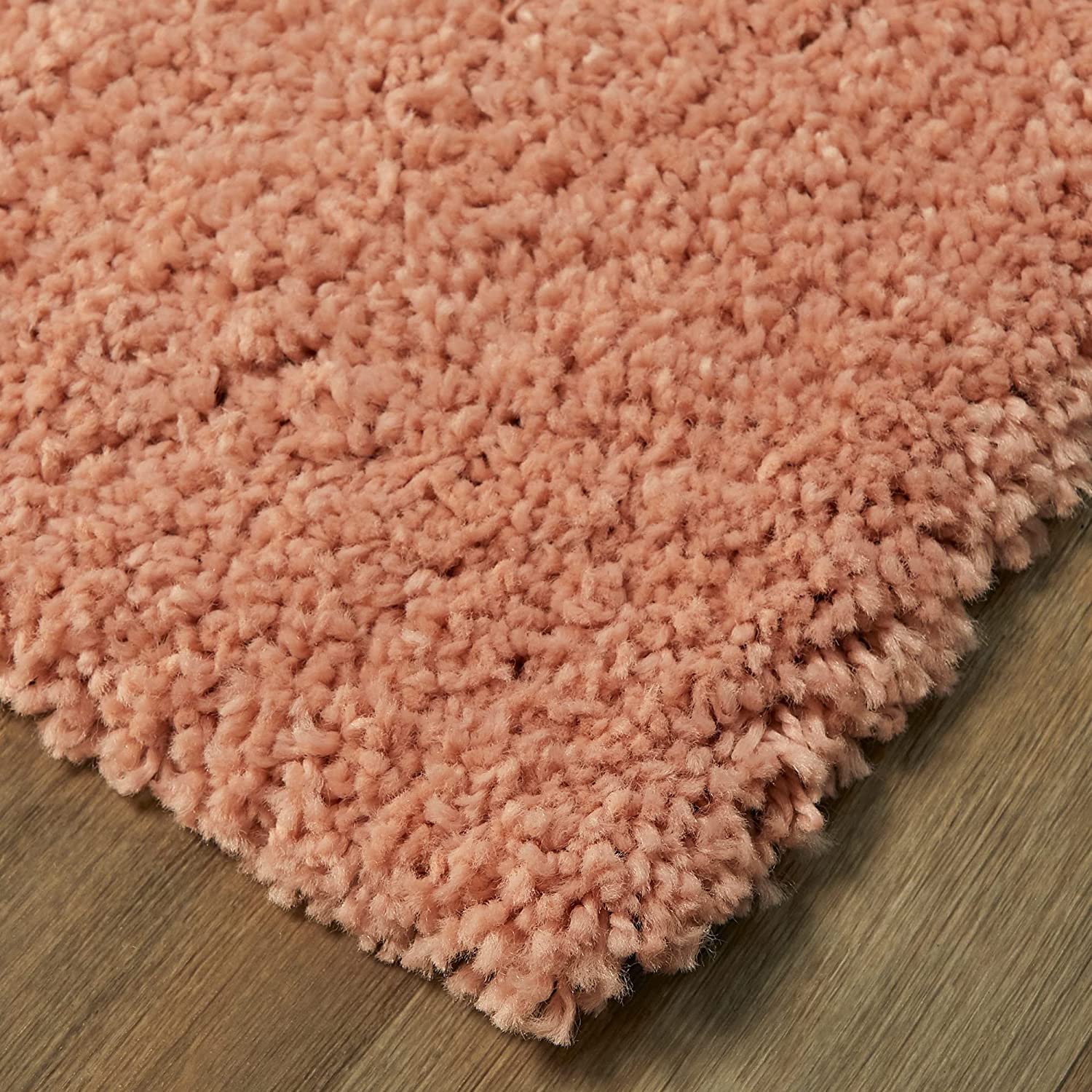Striking Multicolored Geometric Area Rug - Nestern