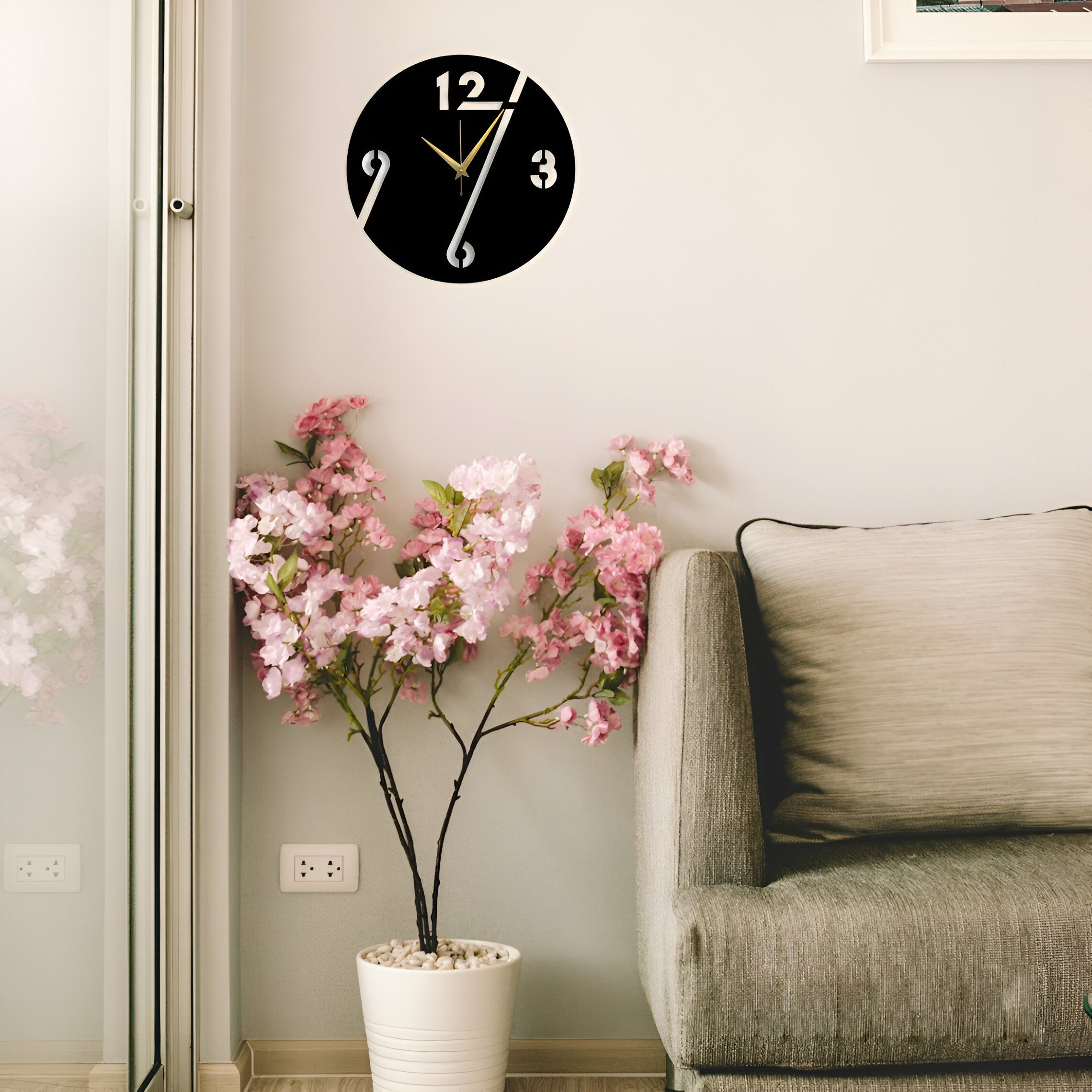 Modern Black & Gold Wall Clock – Unique Designer Timepiece