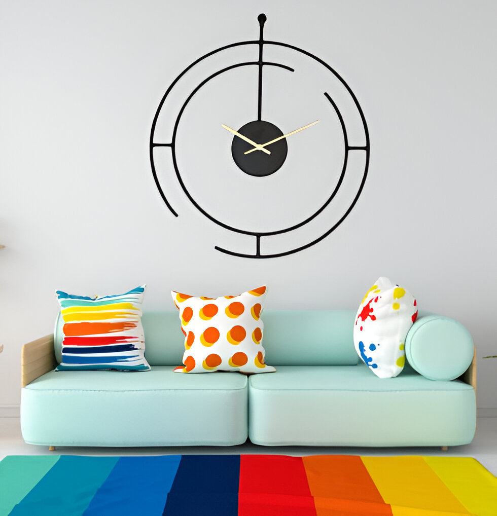 Modern Black & Gold Wall Clock – Minimalist Geometric Design